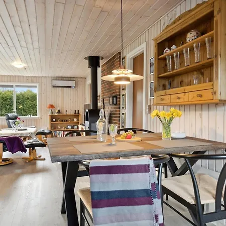 Sissa - 1-5km From The Sea By Interhome Feriehus *