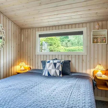 Sissa - 1-5km From The Sea By Interhome Hals