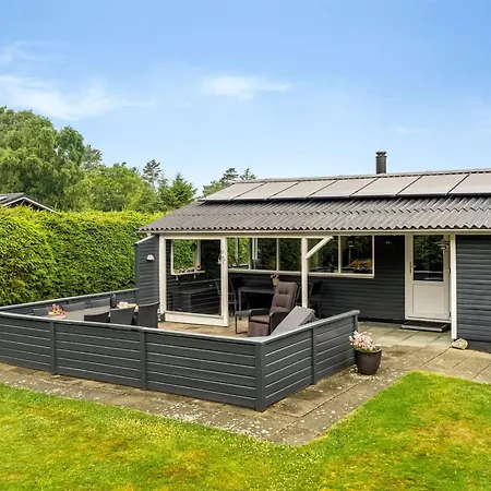 Sissa - 1-5km From The Sea By Interhome Nyaraló Hals