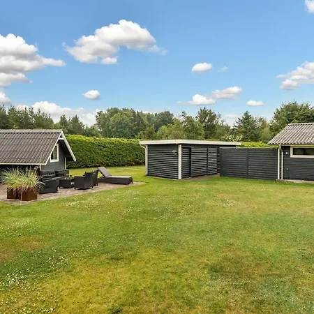 Feriehus Sissa - 1-5km From The Sea By Interhome Hals